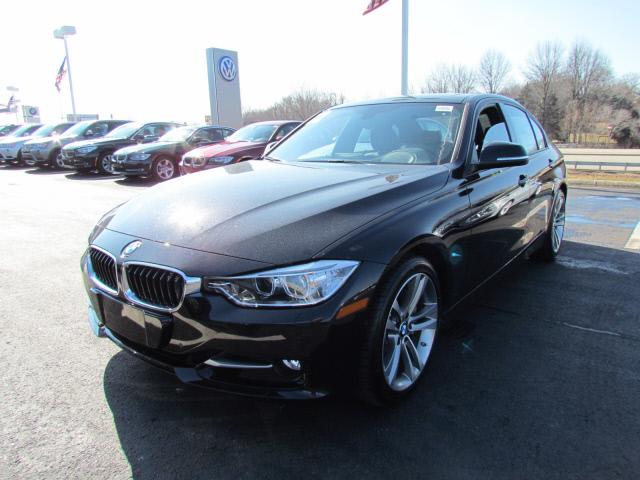 Photo of 2012 BMW 335i