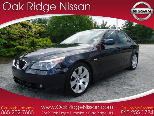 Photo of 2004 BMW 530i