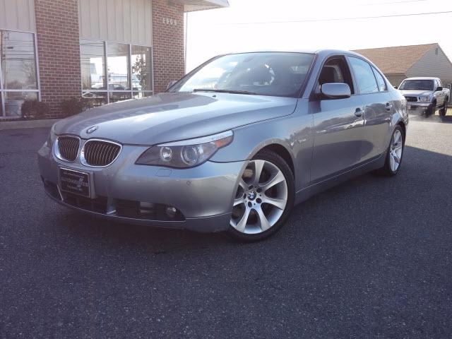Photo of 2004 BMW 545i
