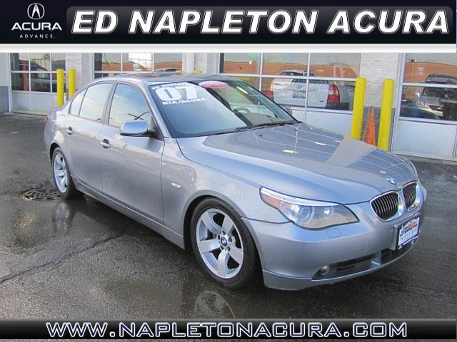 Photo of 2007 BMW 525i Elmhurst Illinois