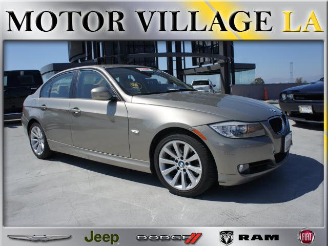 Photo of 2011 BMW 328i