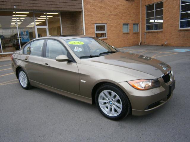 Photo of 2006 BMW 325xi