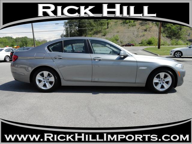 Photo of 2012 BMW 528i