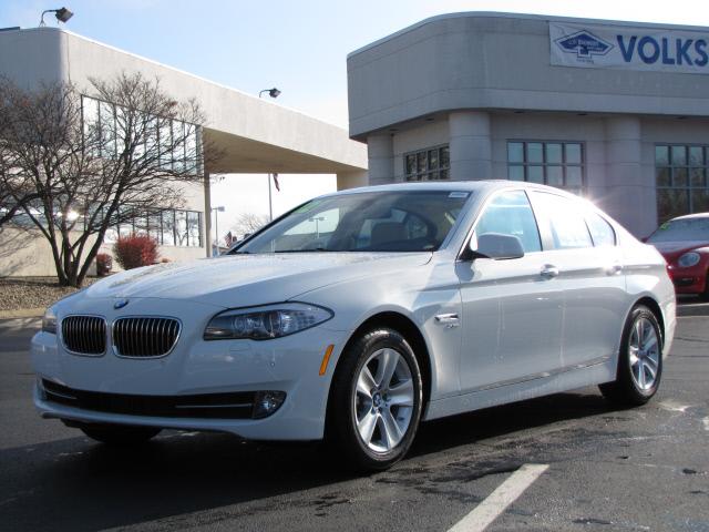 Photo of 2012 BMW 528i