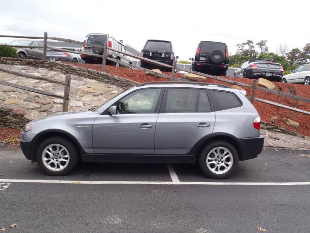 Photo of 2004 BMW X3