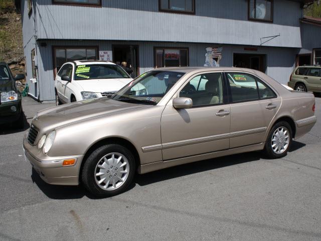 Photo of 2002 Mercedes-Benz E-Class