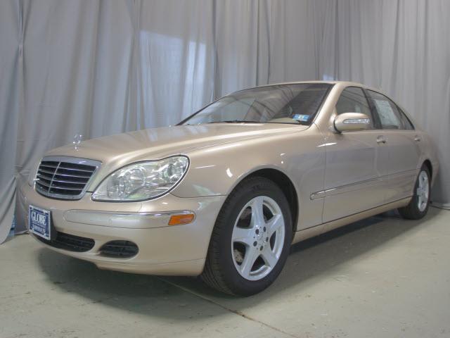 Photo of 2004 Mercedes-Benz S-Class