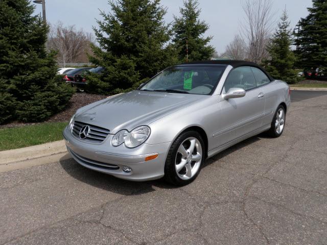 Photo of 2005 Mercedes-Benz CLK-Class