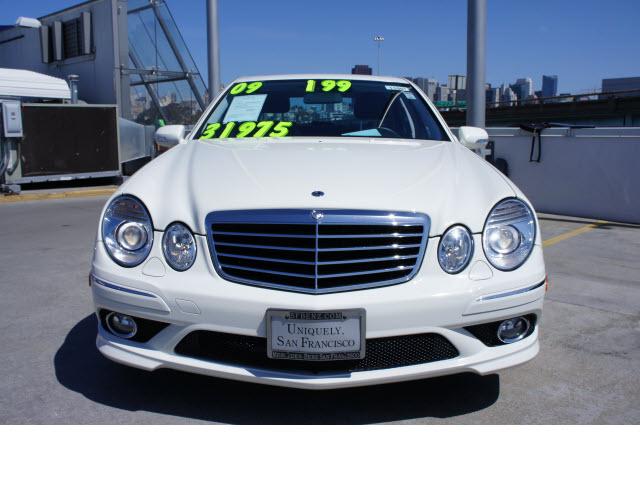 Photo of 2009 Mercedes-Benz E-Class