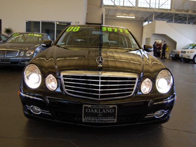 Photo of 2008 Mercedes-Benz E350