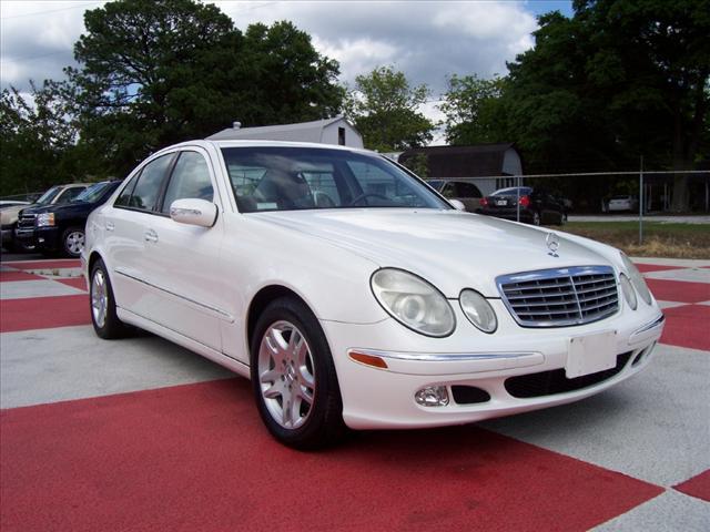 Photo of 2003 Mercedes-Benz E-Class