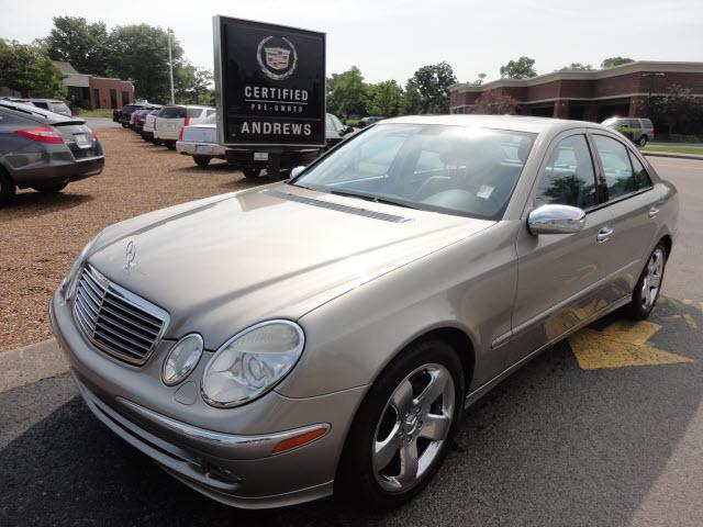 Photo of 2005 Mercedes-Benz E500
