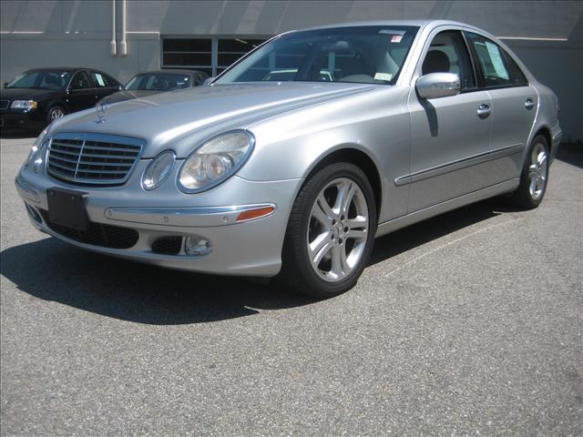 Photo of 2004 Mercedes-Benz E-Class
