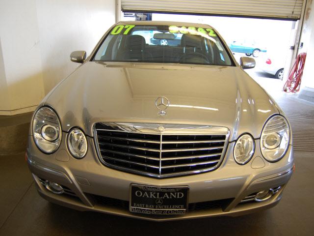 Photo of 2007 Mercedes-Benz E350