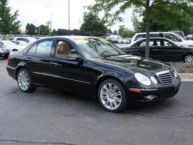 Photo of 2008 Mercedes-Benz E-Class