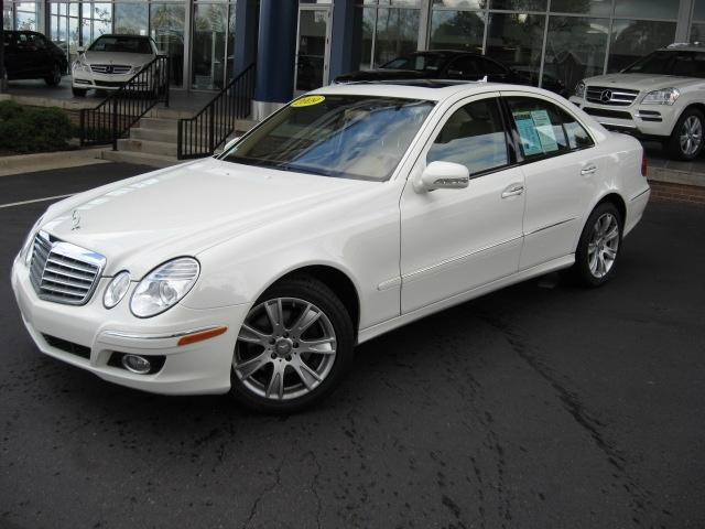 Photo of 2009 Mercedes-Benz E-Class