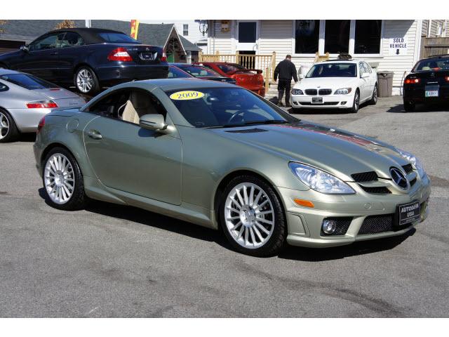 Photo of 2009 Mercedes-Benz SLK-Class
