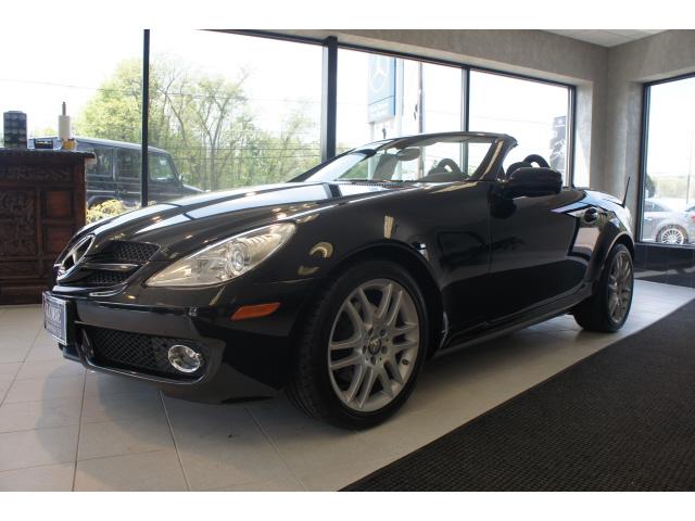 Photo of 2009 Mercedes-Benz SLK-Class