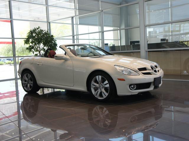 Photo of 2009 Mercedes-Benz SLK-Class