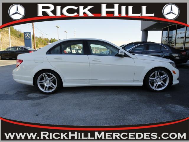 Photo of 2009 Mercedes-Benz C300