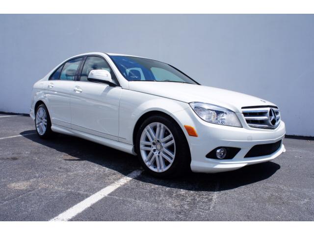Photo of 2009 Mercedes-Benz C-Class