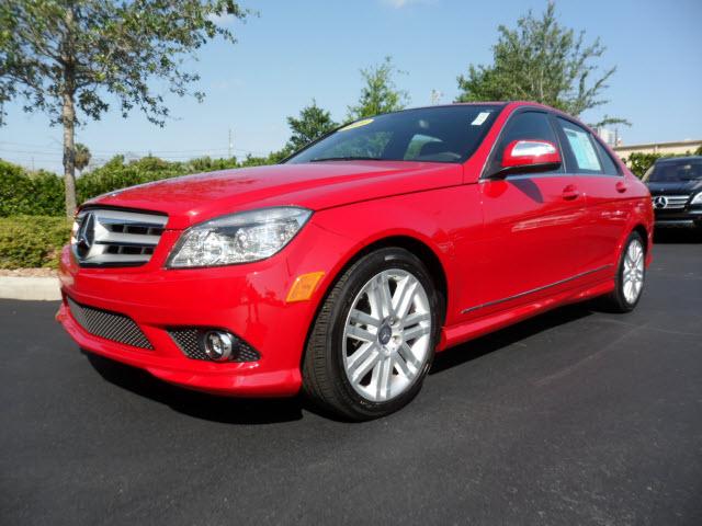 Photo of 2009 Mercedes-Benz C-Class