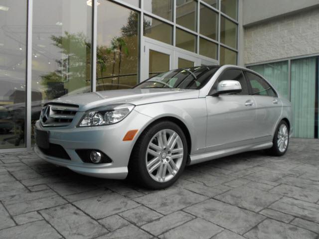 Photo of 2009 Mercedes-Benz C-Class