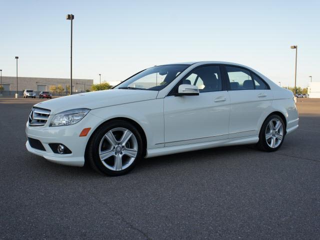 Photo of 2010 Mercedes-Benz C300
