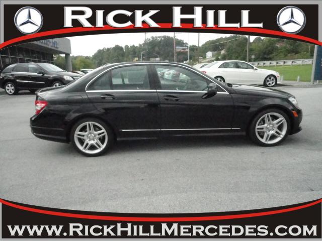 Photo of 2011 Mercedes-Benz C350