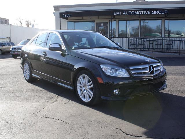 Photo of 2009 Mercedes-Benz C-Class