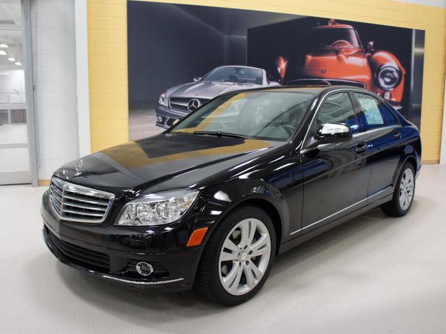 Photo of 2009 Mercedes-Benz C-Class