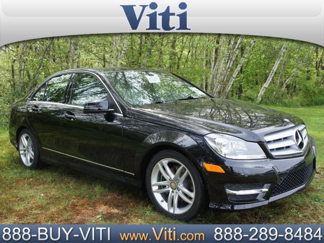 Photo of 2012 Mercedes-Benz C-Class