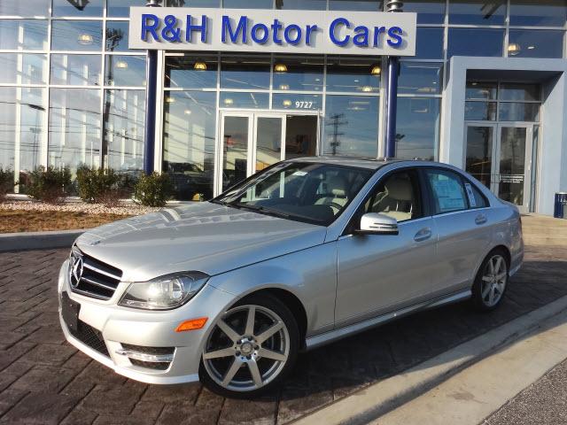Photo of 2012 Mercedes-Benz C300