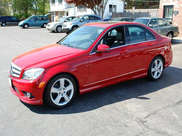 Photo of 2010 Mercedes-Benz C-Class