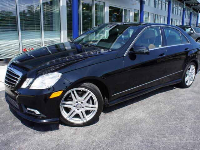 Photo of 2011 Mercedes-Benz E350