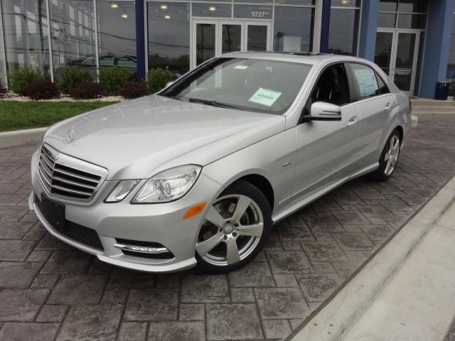 Photo of 2012 Mercedes-Benz E350