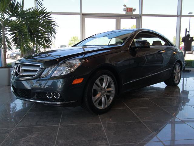 Photo of 2010 Mercedes-Benz E-Class