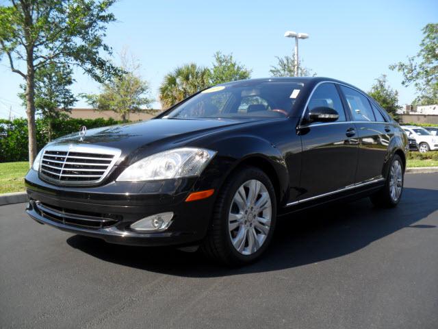 Photo of 2009 Mercedes-Benz S-Class