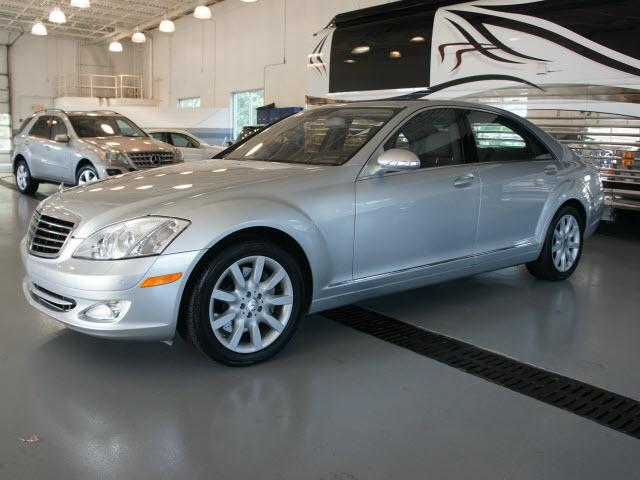 Photo of 2008 Mercedes-Benz S-Class