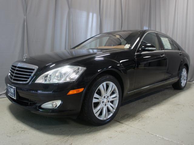 Photo of 2009 Mercedes-Benz S-Class