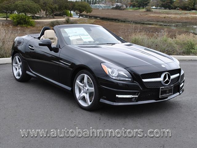 Photo of 2012 Mercedes-Benz SLK-Class