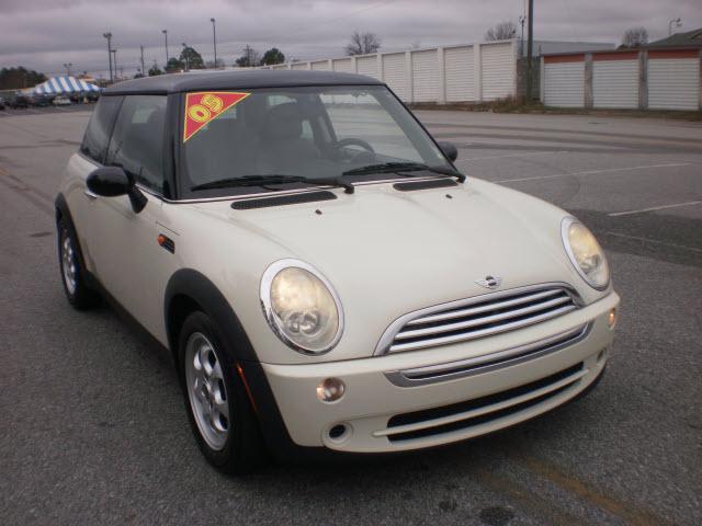 Photo of 2005 MINI Cooper