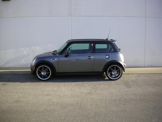 Photo of 2005 MINI Cooper