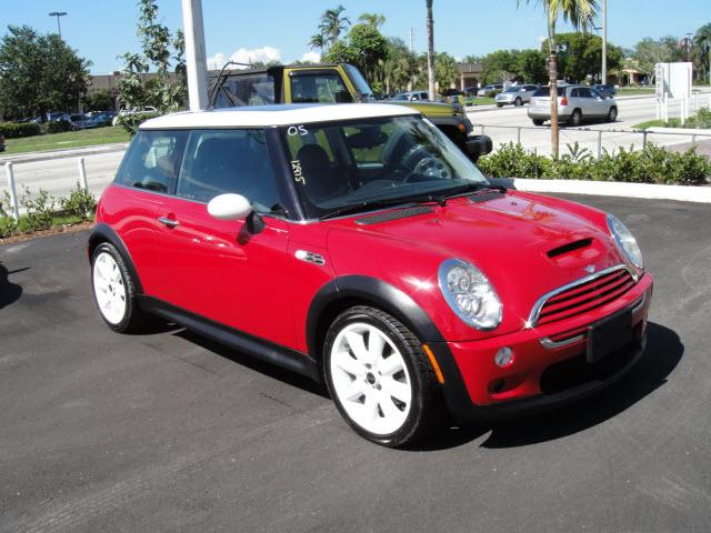 Photo of 2005 MINI Cooper