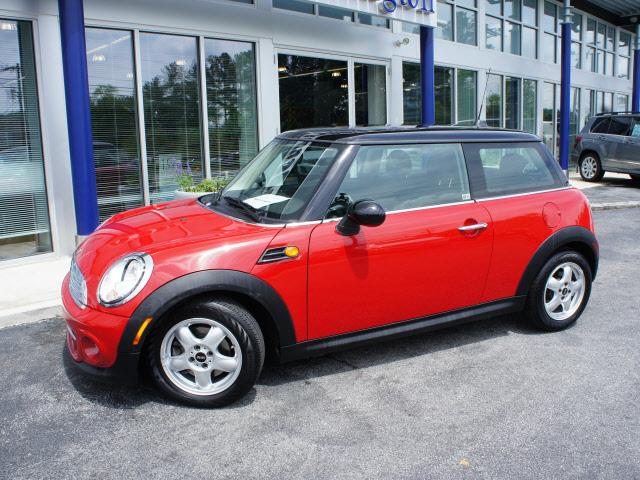 Photo of 2011 MINI Cooper