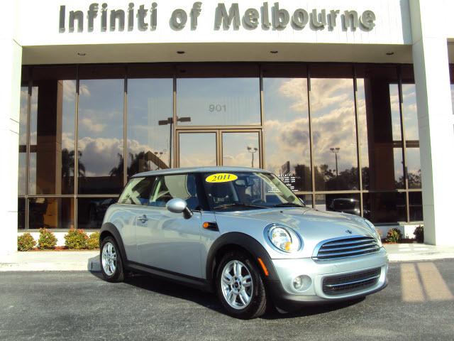 Photo of 2011 MINI Cooper