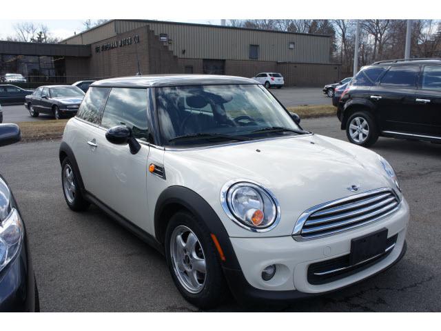 Photo of 2011 MINI Cooper