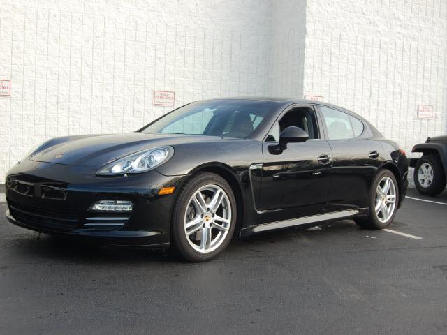 Photo of 2011 Porsche Panamera