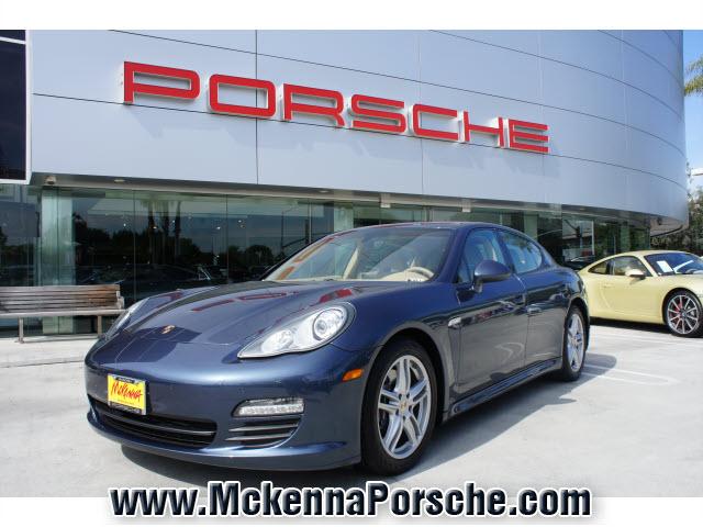 Photo of 2011 Porsche Panamera