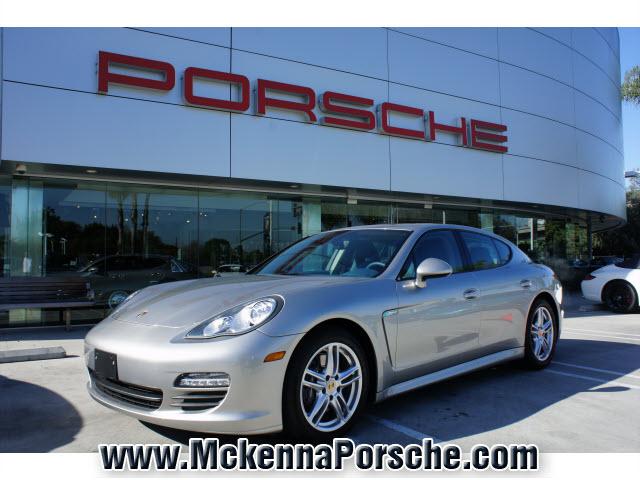 Photo of 2012 Porsche Panamera